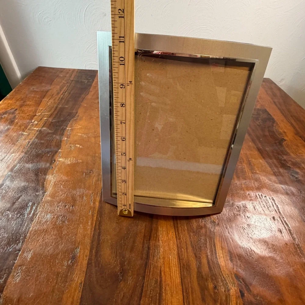 Burnes of Boston Curved Silver Metal 5x7 Picture Frame Modern Tabletop Decor
